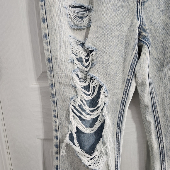 Kancan high waisted mom jeans acid wash denim grunge distressed size 11 - Picture 6 of 14